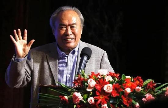阿涅利在执掌尤文期间，俱乐部面对着财务困难的局面，这其中部分原因也是因为新冠疫情的影响。